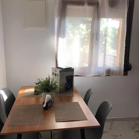 Apartment Spacious New Near The Sea! Nea Skioni