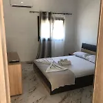 Spacious New Near The Sea! Nea Skioni